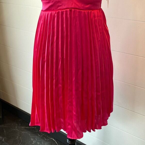 Jessica Simpson Pink Fit and Flare Midi Dress. Size: S - Picture 3 of 9